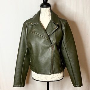*NWT* NEW YORK & COMPANY FAUX LEATHER JACKET
